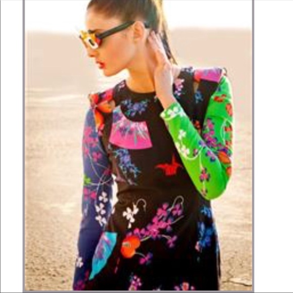 Versace for H&M Dresses & Skirts - 💥💥VERSACE DRESS💥💥